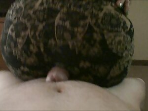 La pute thaïlandaise brune se met au lit avec son jean et elle se branle fort sur sa bite. Le sucer est aussi génial mais il aime le film x francais amateur plus la baise et la balade.